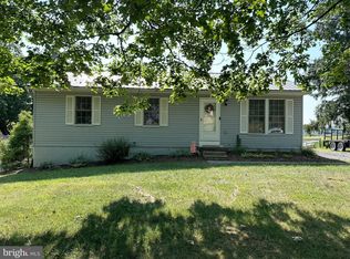 190 Hade Rd, Saint Thomas, PA 17252
