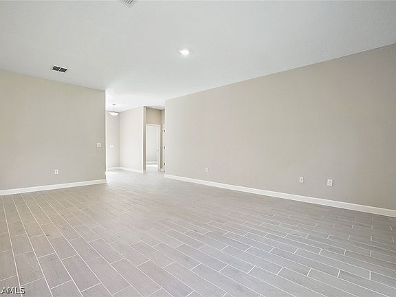 4th image of 3906 NW 45th Ter