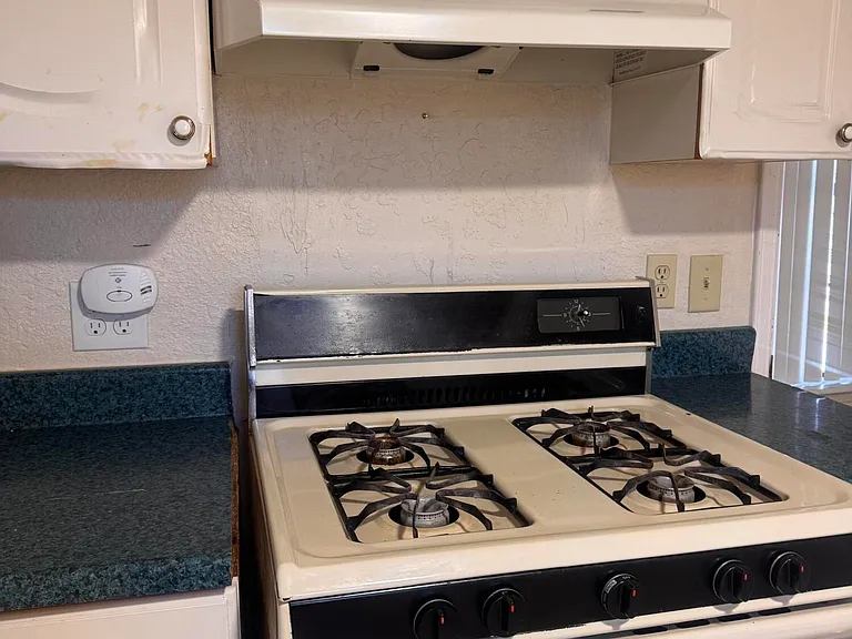 386 McCune Rd #B — Photo 7