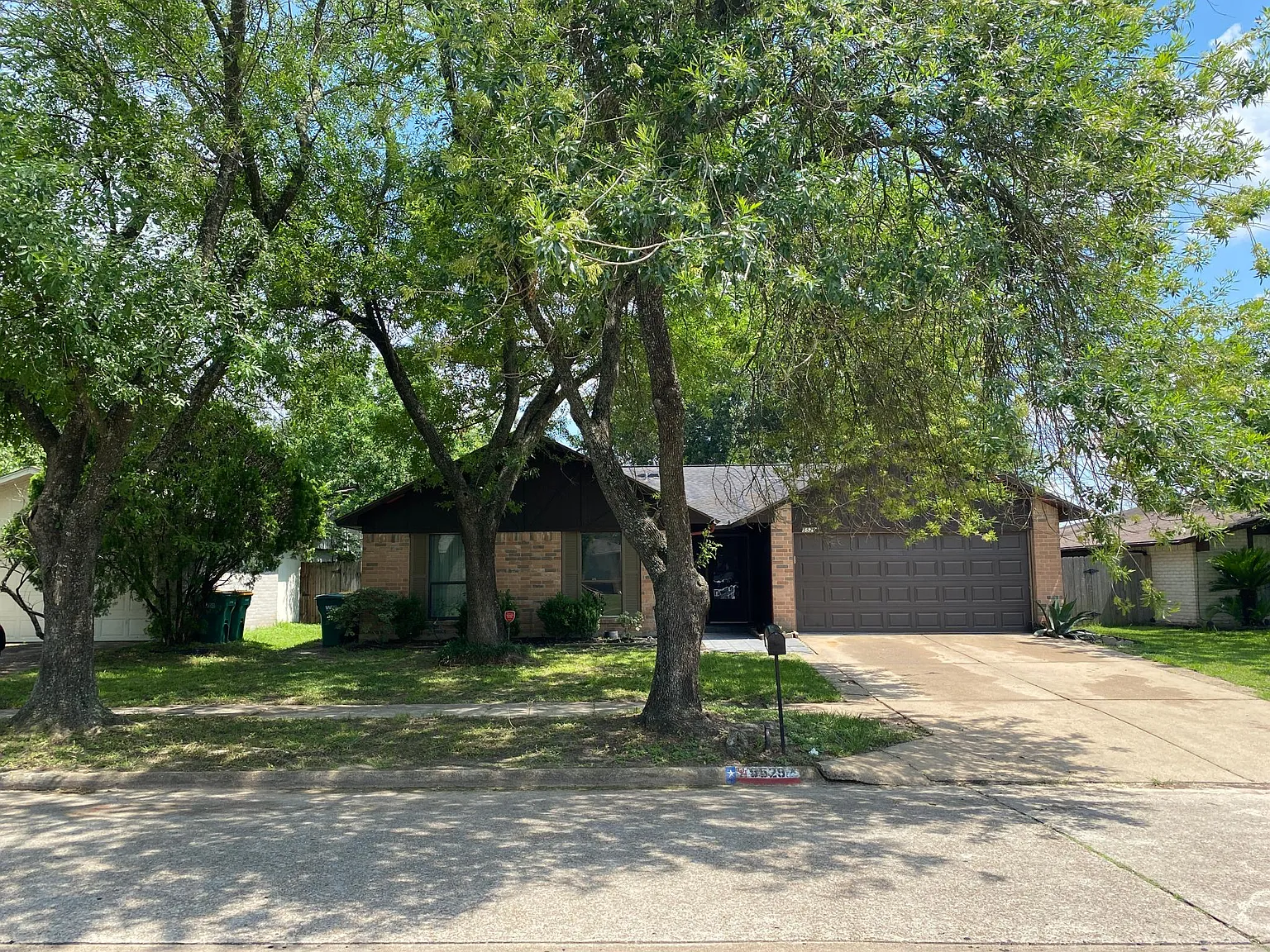 4 bed, 1870 sqft, $1,800 — Photo 1