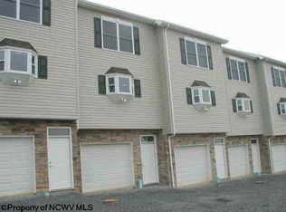 201 Suncrest Terrace Townhomes, Morgantown, WV 26505