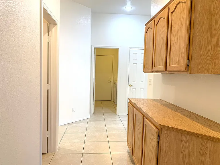 3821 Bombastic Ct — Photo 28