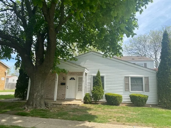 165 Stephanie Ct Unit A, Bartlett, IL 60103