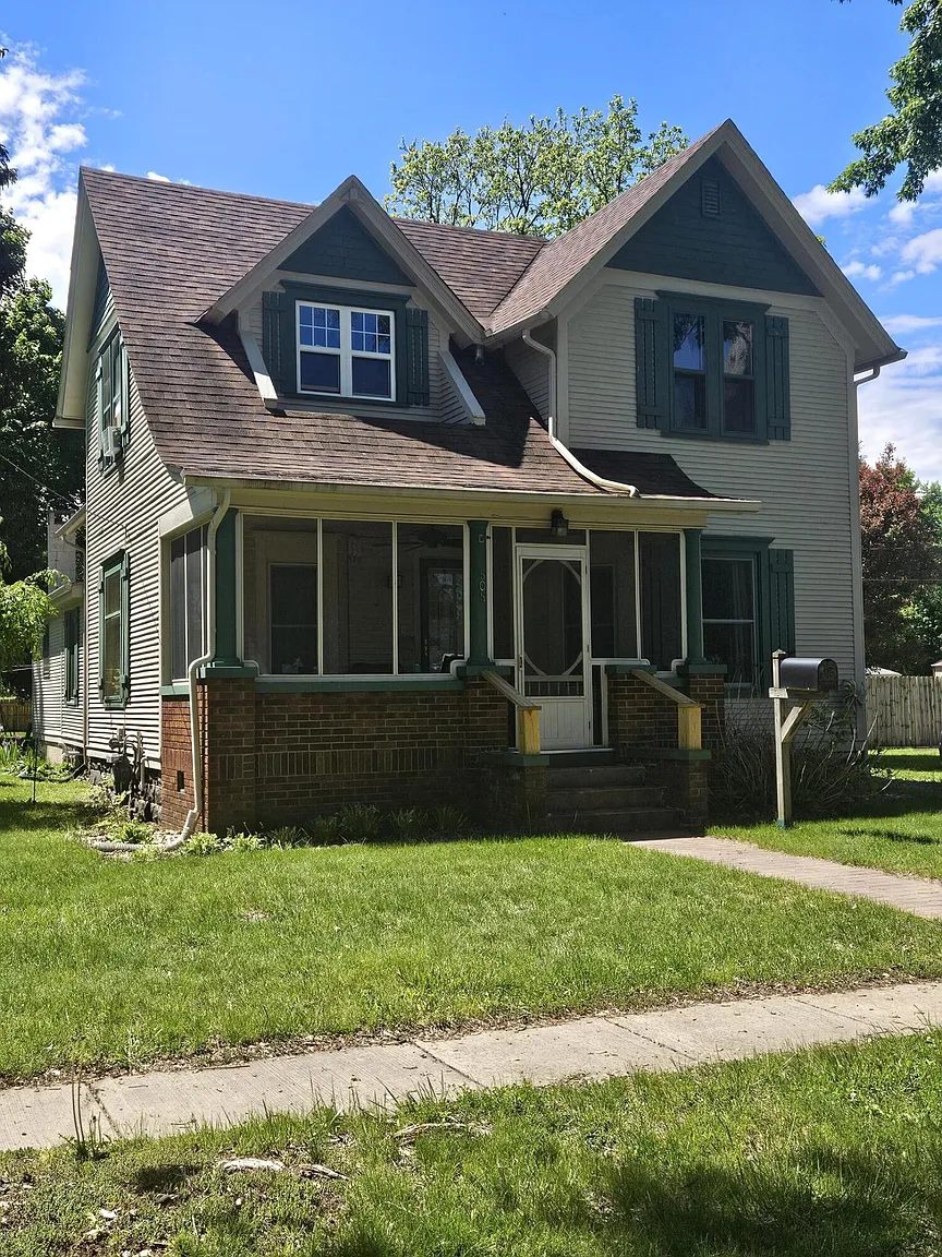 505 Crandall St photo 1