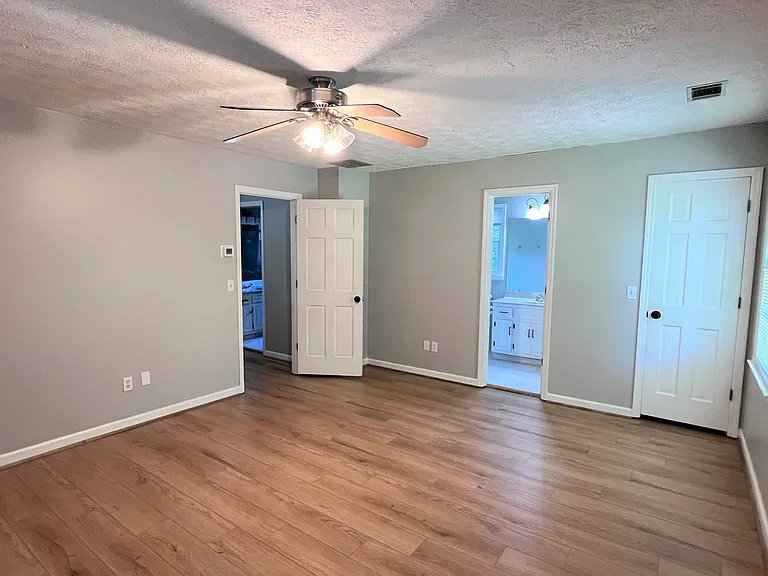 4497 Browning Ct NE — Photo 9