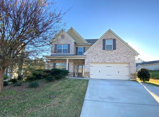 340 Autumn Bluff Dr, Lawrenceville, GA 30044
