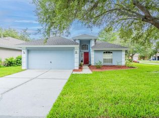 1502 Scotch Pine Dr, Brandon, FL 33511