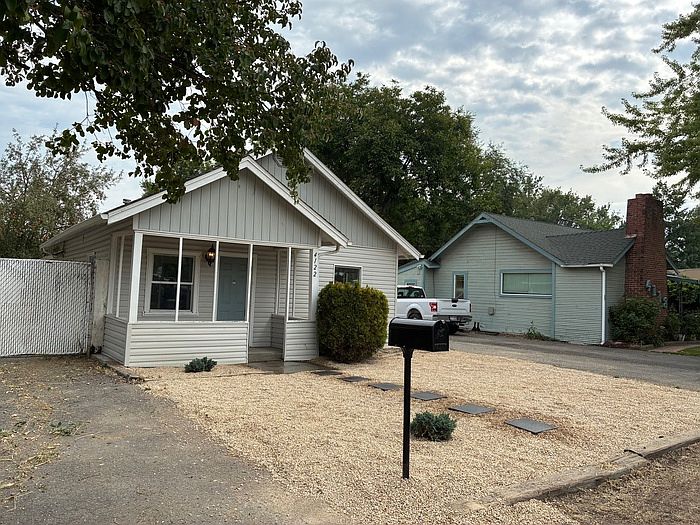 1st image of 4122 W State St