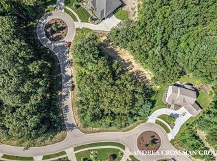 18618 Coventry Cir #25, Spring Lake, MI 49456