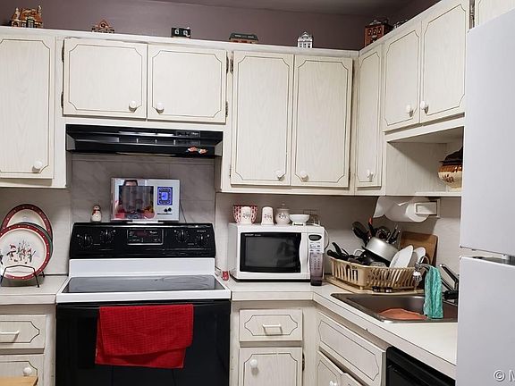 4th image of 7118 Bonita Dr APT 202