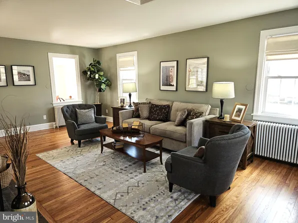 100 Delaware Ave, Wilmington, DE 19803