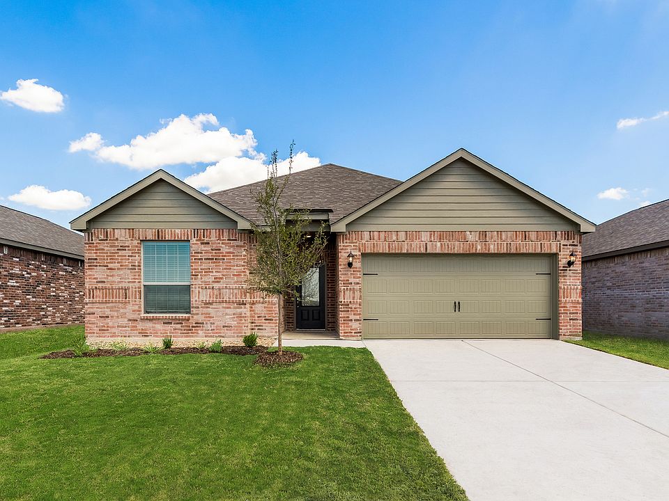The Atchison is a stunning, single-story home available at Shadowbend.