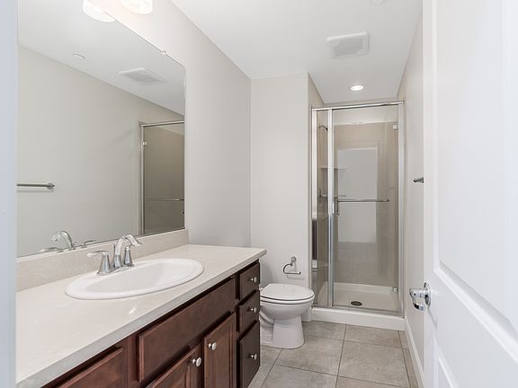 5th image of 6106 Golden Vista Dr