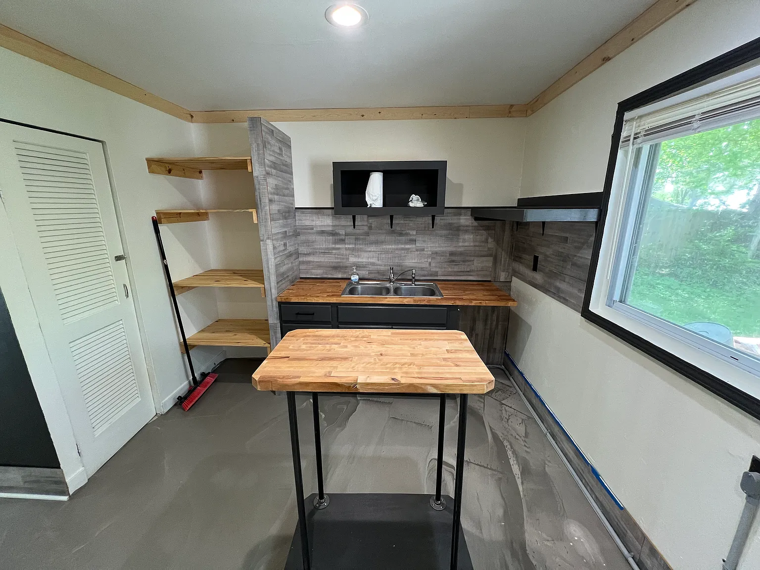 2 bed, 900 sqft, $1,340 — Photo 3