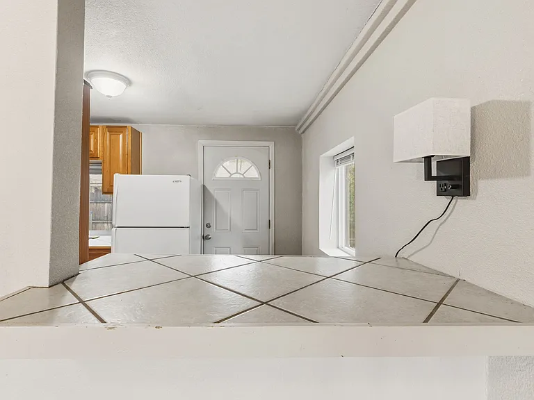 303 N Santa Fe Ave #6 — Photo 19