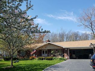 6322 Ward Rd, Sanborn, NY 14132