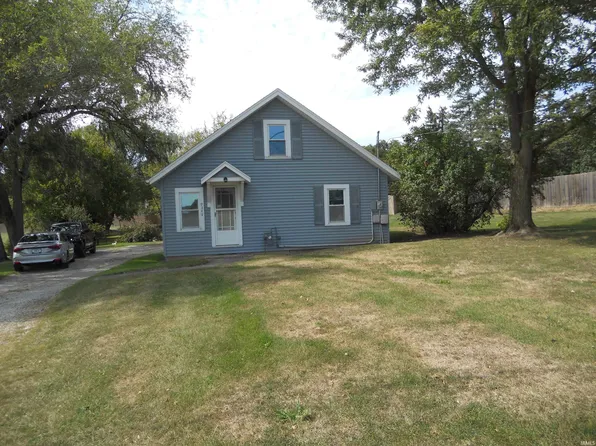 9349 Auburn Rd, Fort Wayne, IN 46825