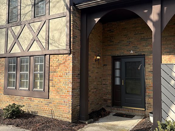 2nd image of 4753 Middletowne St Unit A