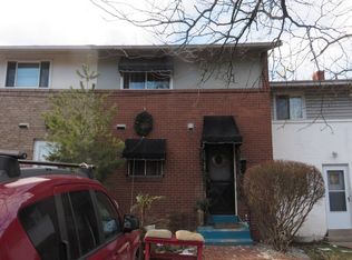 2433 Park Hill Dr, Pittsburgh, PA 15221