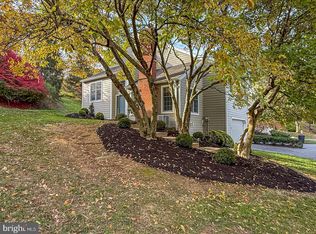1913 Meadow Ln, Wyomissing, PA 19610