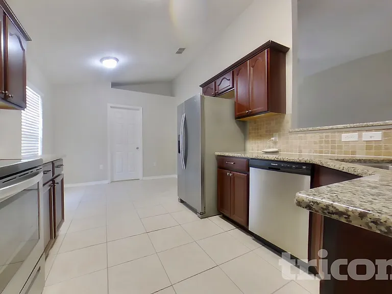 1120 Imperial Eagle St — Photo 8