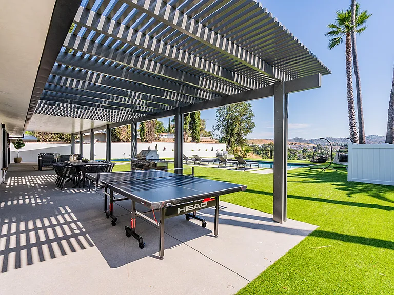 5718 Wallis Ln — Photo 30