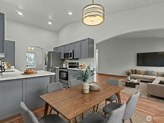 5th image of 9212 150th Street E