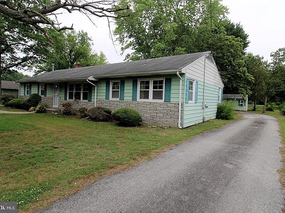 2nd image of 301 Glendale Dr