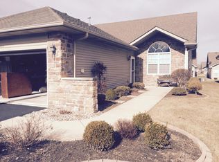 460 Cochran Dr, Crown Point, IN 46307