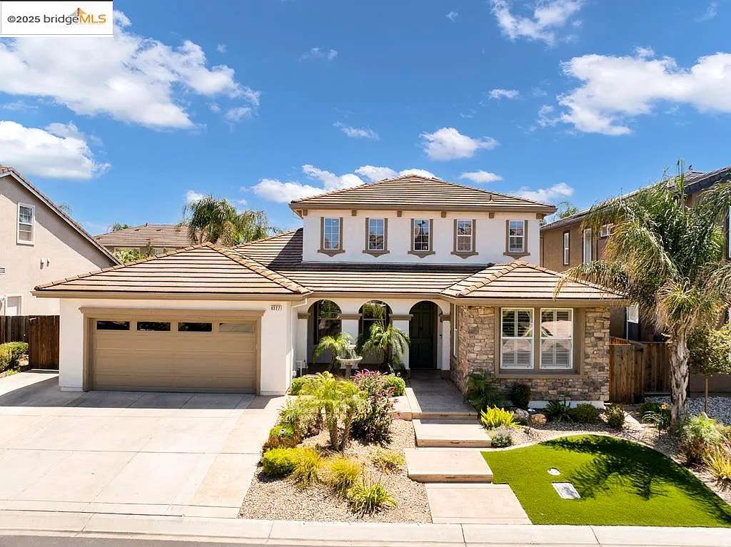6327 Crystal Springs Cir photo 1