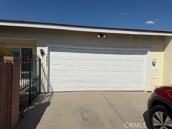 4th image of 18457 Santar St