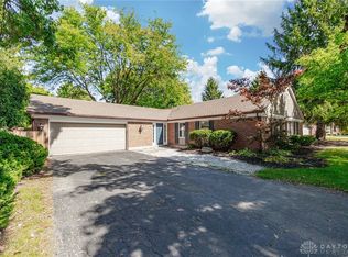 6936 Eastpoint Ct, Dayton, OH 45459