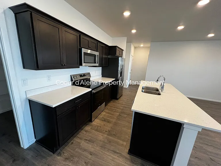 5212 E Aquila Ave — Photo 3