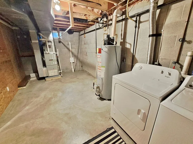 417 Debbi Ct — Photo 47