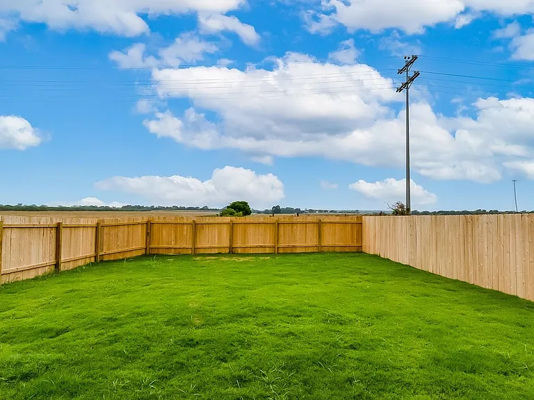 1105 Catfish Ln — Photo 25
