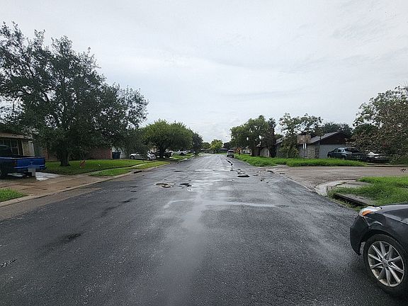 4th image of 2517 Allencrest Dr