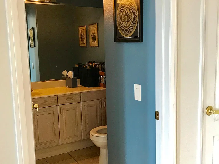 8349 Blackburn Ave #302 — Photo 253