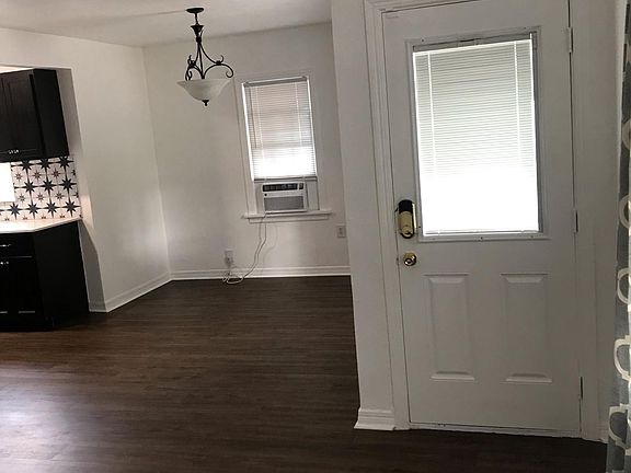 5th image of 3925 NW 14th St