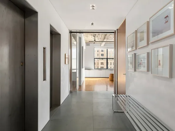 205 West 19th Street image 15 of 17