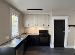 17 Fairfax Pl #2, Utica, NY 13502
