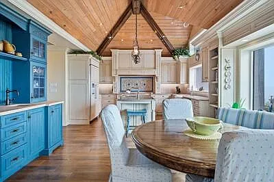 965 Pebble Ln — Photo 8