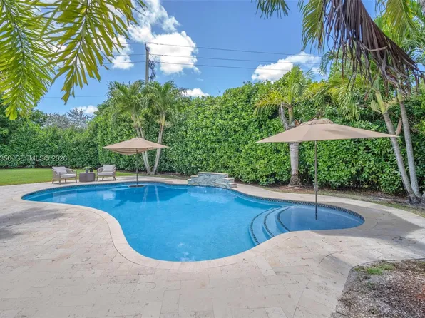 15896 SW 16th Ct, Pembroke Pines, FL 33027