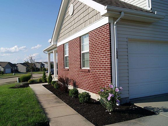 3rd image of 1334 Cairns Ct