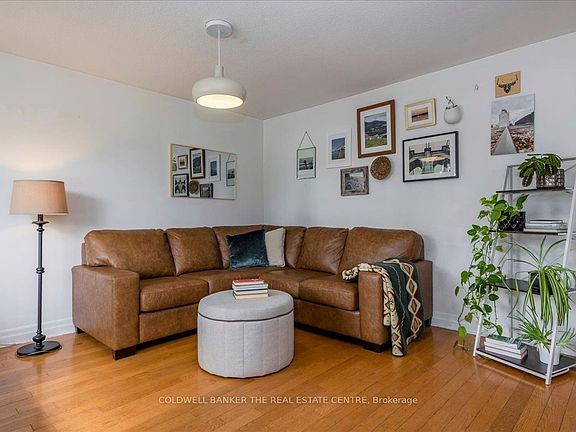 2nd image of 18 Agnes St