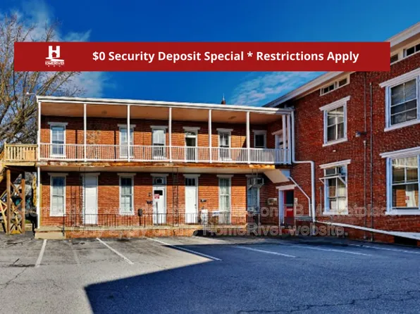 118 S Hanover St APT 5, Carlisle, PA 17013