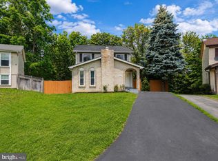 310 Newman Ct, Sterling, VA 20164