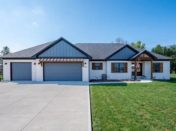413 Cardinal Dr, Jamestown, IN 46147