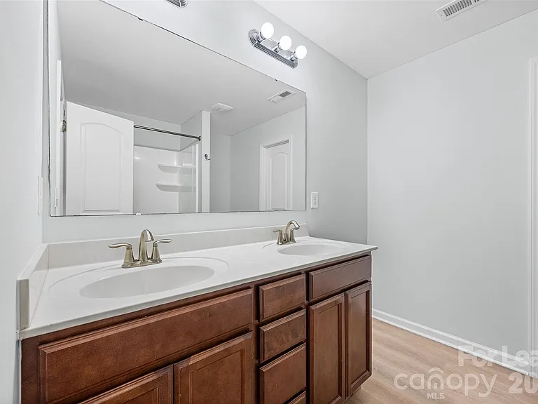 9612 Brackenview Ct — Photo 22