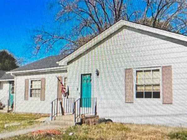 108 Cedar St, Glasgow, KY 42141