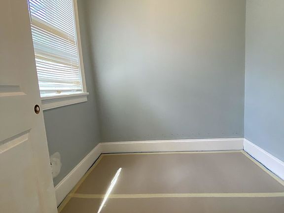 5th image of 1886 Kelton St #1
